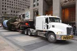 Christmas tree bound for Rockefeller Center in New York. (Photo Mack Trucks)