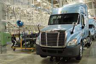 Daimler's Freightliner plant in Saltillo, Mexico, has shift scheduling flexibility. (Photo Jack Roberts)