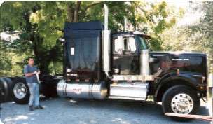 Luther Martin purchased his 1995 Western Star in 2000 while he was leased to May Trucking hauling Coors beer from Virginia to Scranton, Pa.