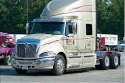 This 2010 International ProStar Limited from L.B. Trucking, Greensburg, Ind., won Ron and Jan Huey Best of Show Working Bobtail.
