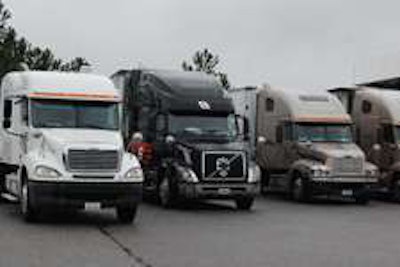 Trucking jobs increased by 1,000 in April.