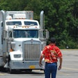 Independent Howard Salmon and his 1999 Kenworth. Hear more from Salmon relative to ELDs at this linked report from the day the mandate was announced.