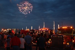 Iowa80truckstopfireworks