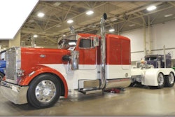 KMT 359, a 1983 Peterbilt 359 owned by orange hauler Kevin McIntyre, won Best of Show in the new Builder’s Class category.