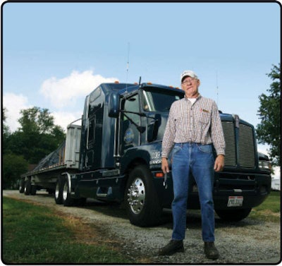 Mike Davis gives his work and his 2003 Kenworth T600 a high level of care.