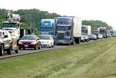 Heavy traffic volumn on northbound I-81 south of Salem Virginia