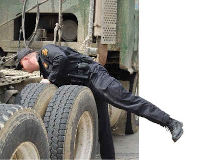 This bobtail’s carrier showed an Inspection Selection System score below 50 when it pulled through the Manchester, Tenn., scales on I-24, putting it well below the “Inspect” category threshold. Nevertheless, alerted by the truck’s appearance and age, Trooper Kevin Curtis (pictured) pulled it aside.
