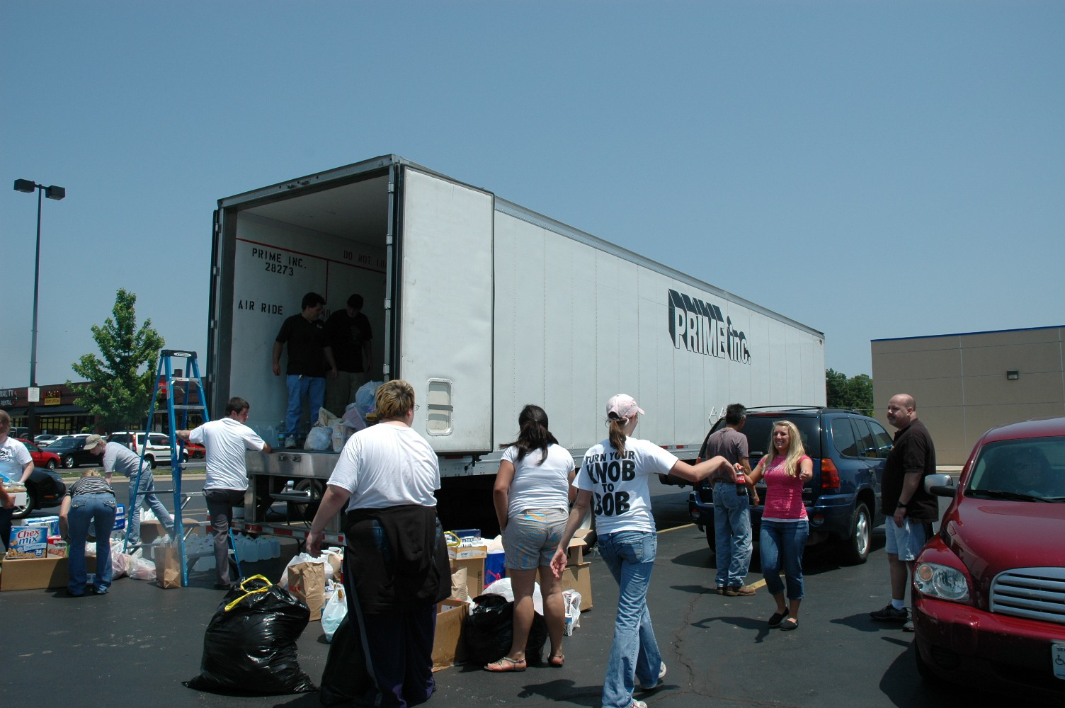 Joplin Day Of Help 009