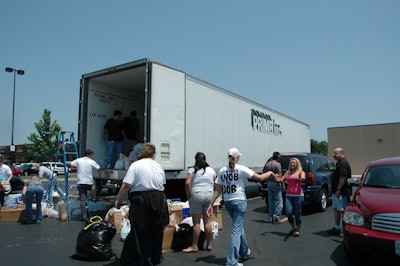 Joplin Day Of Help 009