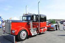 Scott Diller’s 1981 Kenworth W900A was named as one of the 12 trucks to be featured in the 2012 Shell Rotella SuperRigs calendar.