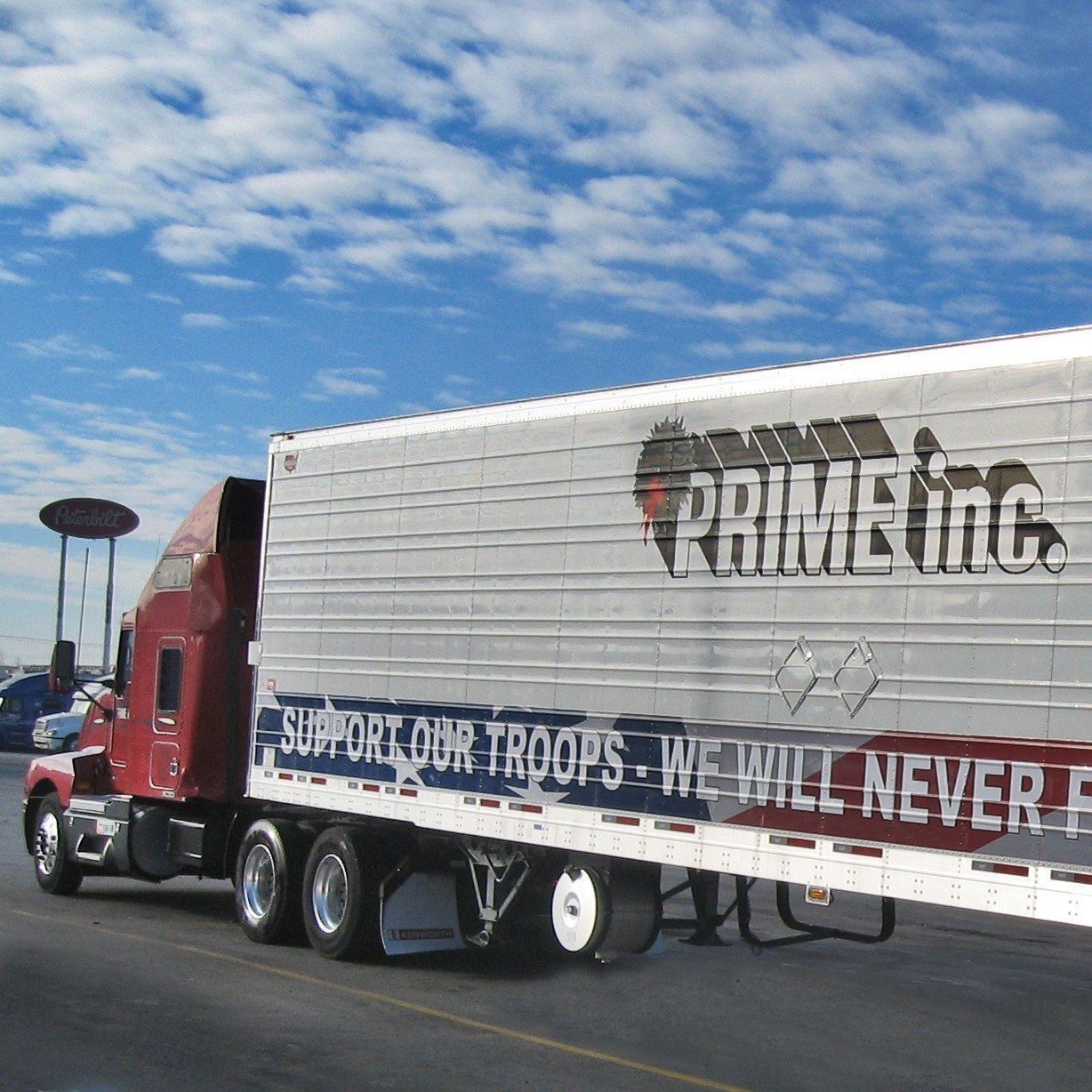 Truck And Trailer Wreaths Across America E1320694965779