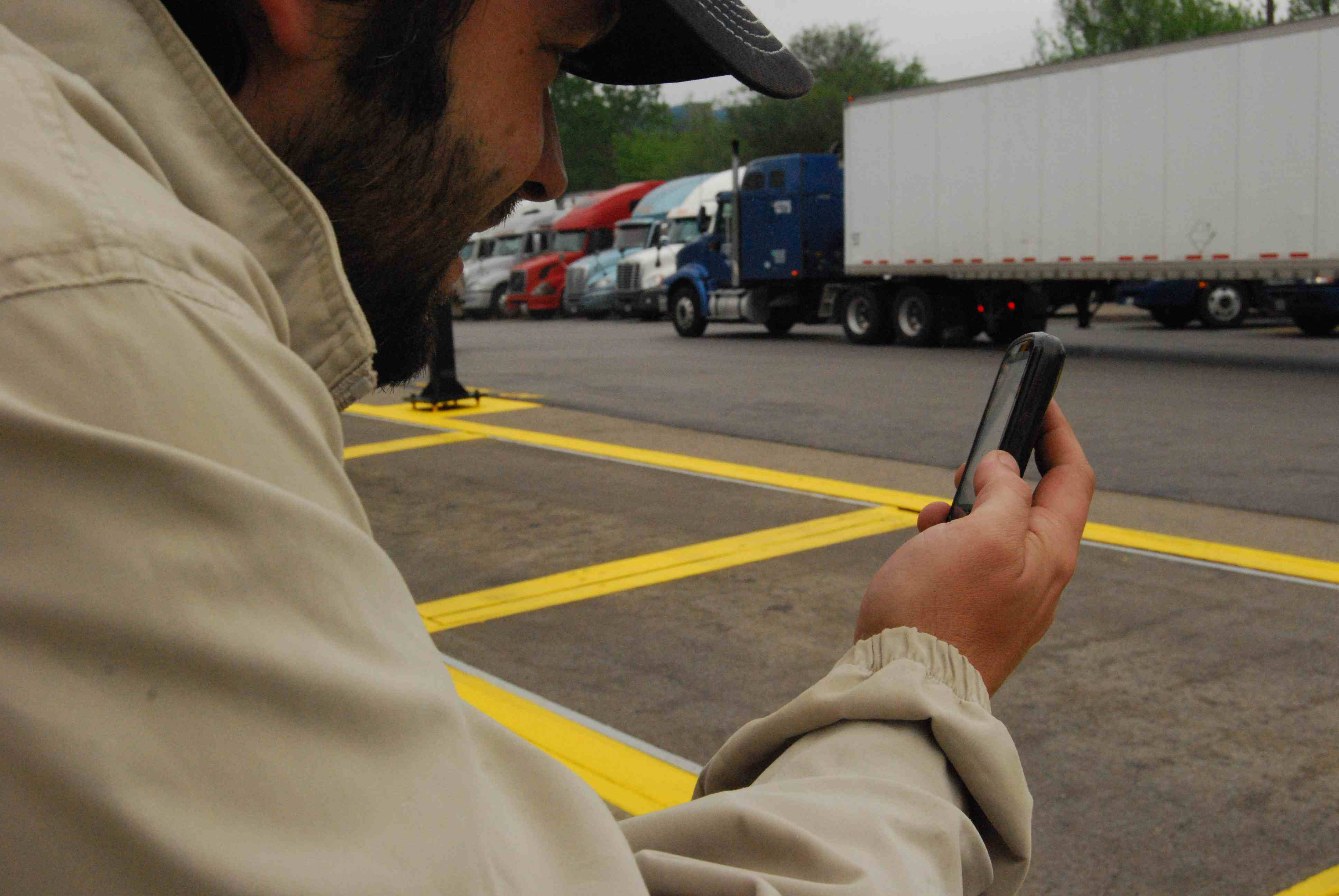 Smartphone at the truckstop