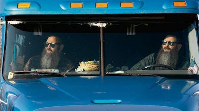 Twin Truckers Don Dave Wolf 45816 610x343