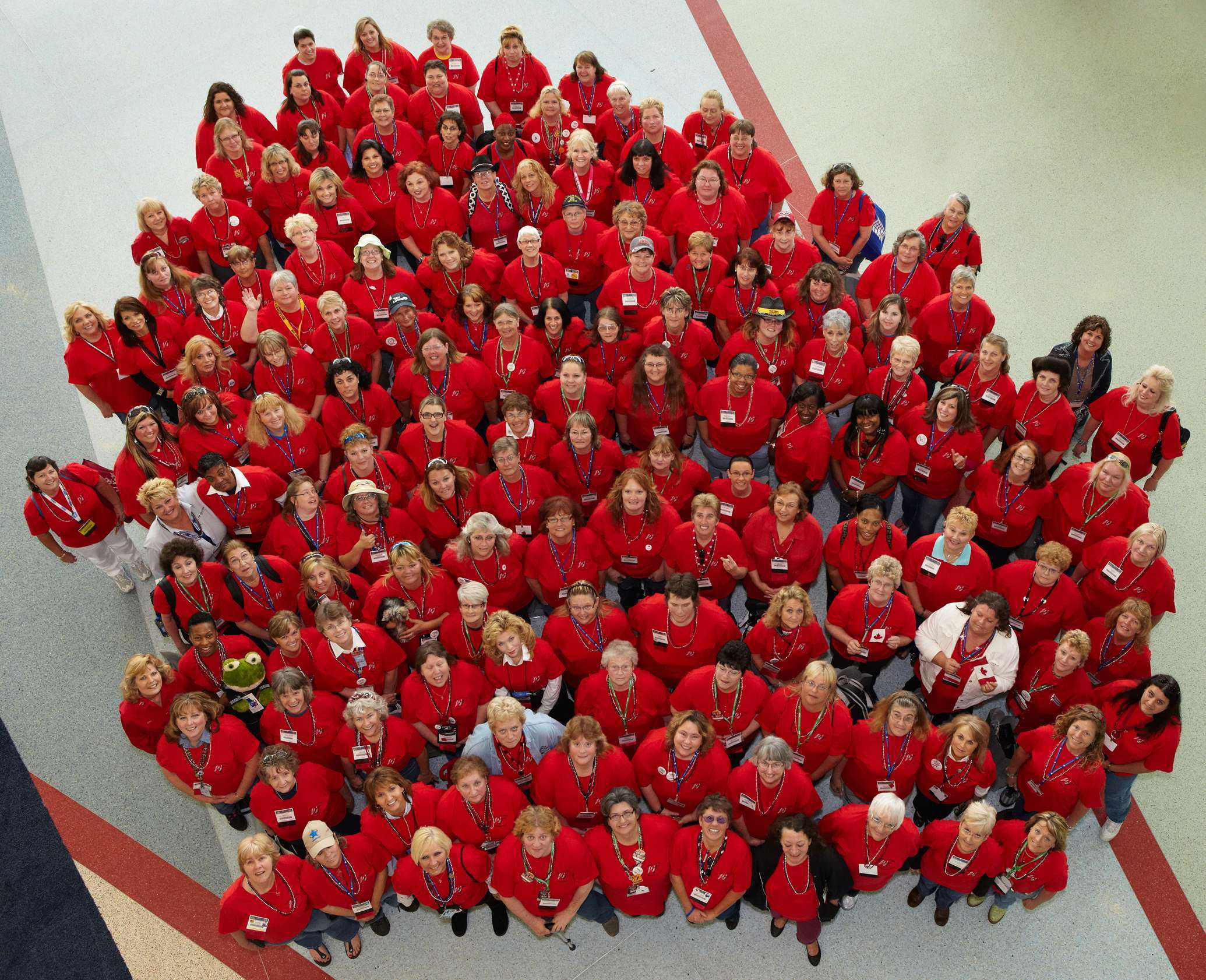 Women In Trucking Group Photo 2012