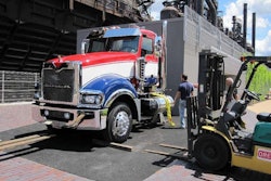 Mack Titan Concession Stand At Steel Stacks 800x600