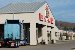 Peterbilt dealer sales department