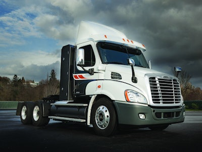 Freightliner announced that its Cascadia 113-inch BBC daycab soon will be available with natural gas technology using the Cummins ISX 12 G engine.
