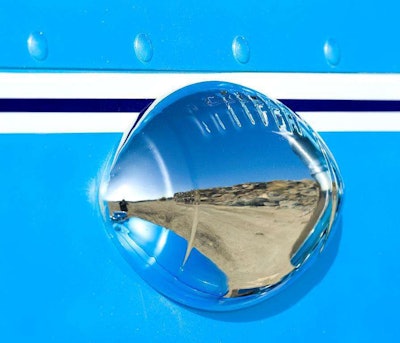 Hall True Blue Bws 0437