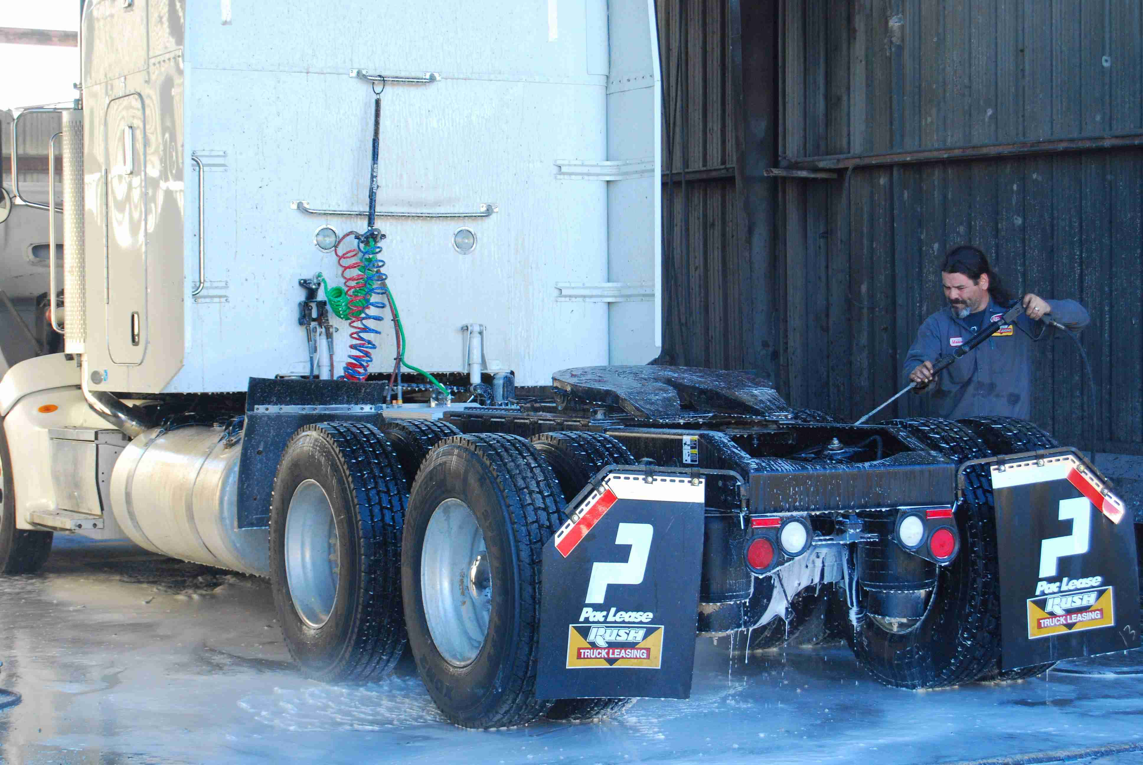 Truckwash2