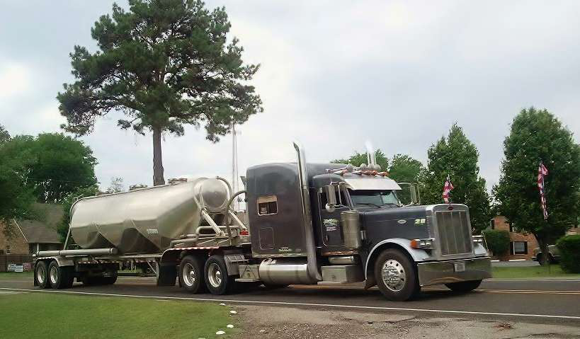 Marc Allison&rsquo;s Tim Ables Trucking frack sand hauler