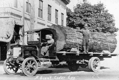 1920s: Kenworth logger