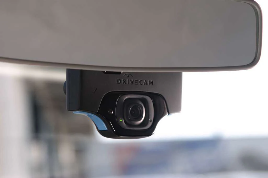 Study touts benefits of in-cab camera system with paired driver ...