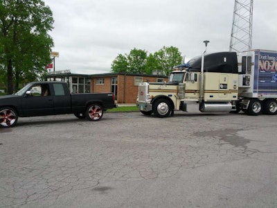 Dispatcher Michael Winton’s staged “scare” with his pickup and the Tennessee Highway Patrol’s Peterbilt was chronicled in this May post.