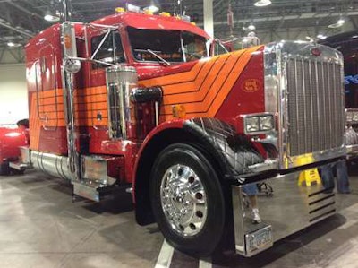 Peterbilt 359