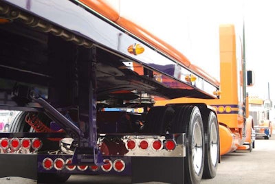 Attention to detail from front to back no doubt impressed the judges on the Best of Show-winning Rollin’ Transport 2013 Peterbilt 389 of Vinne Diorio in the Limited Mileage Combo category.