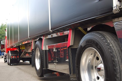 Tennessee-based owner-operator Ted Bowers’ Reitnouer trailer with a curtainside setup had a unique under-deck set of custom-made running lights, among other features, netting him a 3rd in Working combo.