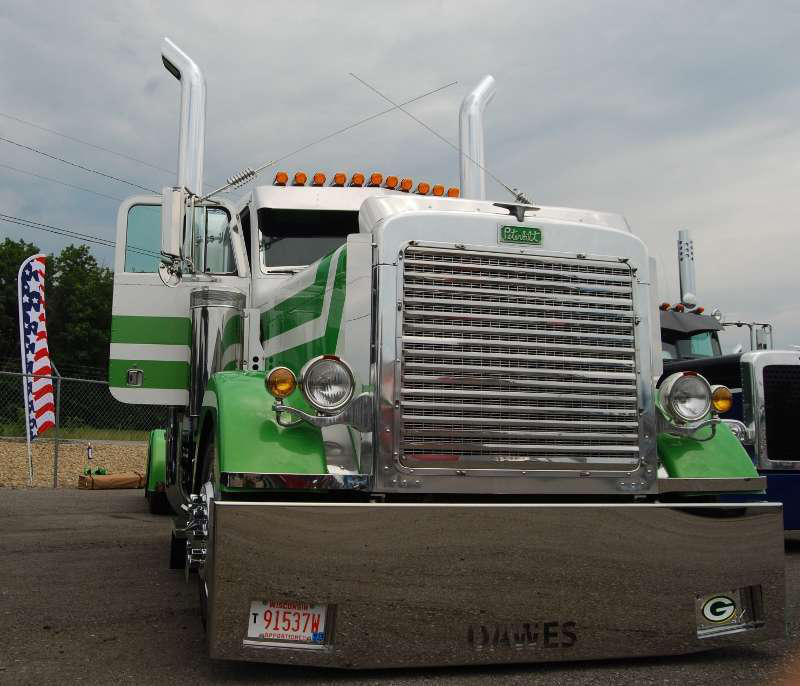 Joel Dawes' Peterbilt