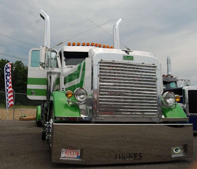 Joel Dawes' Peterbilt