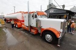 Bill Rethwisch’s 2012 Peterbilt 389 and Polar tanker are the new winners.