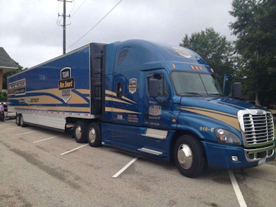 Henry Albert’s Freightliner Cascadia Evolution and Utility 4000 D-X Dry Van feature several standard and cutting-edge fuel-economy components or design elements. Among the notable ones: • Special windshield for better airflow • Body-integrated antenna • Hubcaps at all wheel locations • Cab extenders with filler piece between the side skirts and the extender body • Lower front air dam • Hood-to-bumper filler piece • Elliptical-shaped mirrors • Chassis side-fairing enhancements • ATDynamics TrailerTail • Wide-base single tires