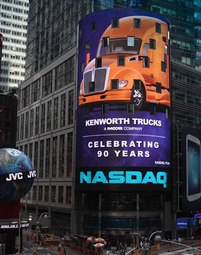 Kenworth T680 in Times Square