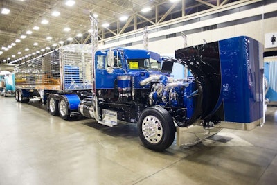 Brian Davis’ 2005 Peterbilt 379 and 2012 Wilson won Best of Show, Limited-Mileage Combo.