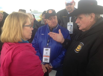 FMCSA Administrator Anne Ferro talks with OOIDA member John Taylor, who was recognized for 62 years of accident-free driving.