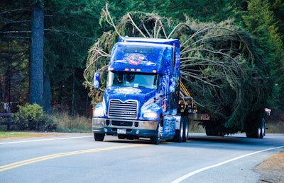 Mack Pinnacle hauling Capitol Christmas tree