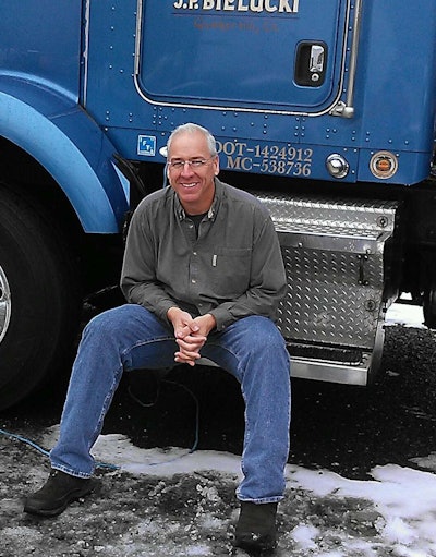 VIRTUES OF STAYING LOCAL IN NEW ENGLAND | “Freight rates coming into New England are good. Coming out, they’re horrible. Anything long-distance, it’s tough to get $2 a mile out. This is one of the worst markets in the country for that.” –owner-operator Joe Bielucki