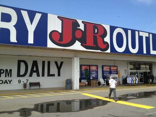 J&r Outlet In Statesville, Nc