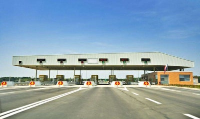 The second iteration of the Grow America Act retains a measure to lift the current ban on tolling existing Interstate lanes.