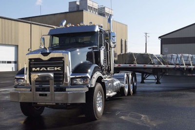 The gold Mack Bulldog sitting on the nose signifies an all-Mack powertrain and drivetrain.
