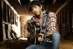 chris_janson-guitar