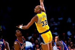 kareem_abdul_jabbar_skyhook