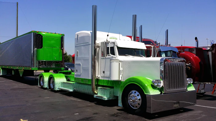 Paul Rissler's Custom '96 Peterbilt 379, 'The Risslerbilt' | Overdrive