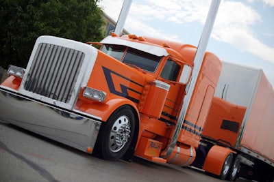 Vinnie Diorio’s 2013 Peterbilt 389 and matching MAC trailer won Best of Show in the Limted-Mileage Combo category. Diorio’s rig won the Pride & Polish National Championship in the same category last year.
