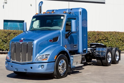 The CNG-powered Peterbilt 579