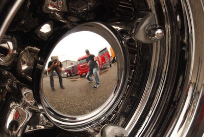 The original, but chromed, Dayton wheels on Robb Mariani’s 1974 Ford W9000 hot rod, which we profiled at this link following the rig’s win in the Show Truck class at SuperRigs this year, have turned more than a few heads already. The cabover’s showing in the Limited Mileage Bobtail category today.