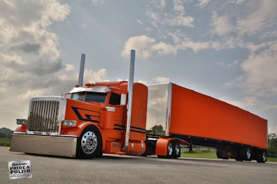Vinnie Diorio’s 2013 Peterbilt 389 and MAC trailer | Best of Show, Limited-Mileage Combo