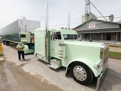 Chris VanPelt says the 2007 Peterbilt 379’s mint and teal two-tone paint scheme came to him in a vision, and he worked with Peterbilt to spec it.